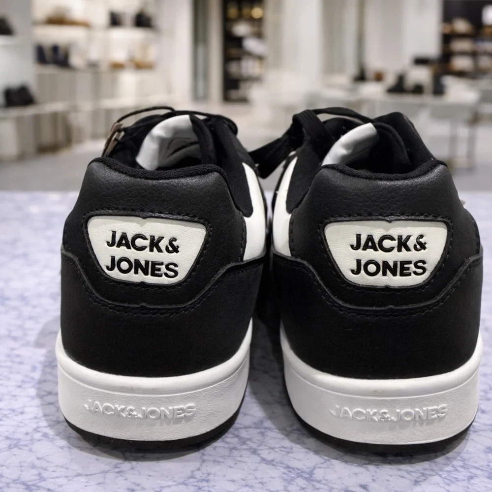 Jack & Jones Black & White Lace Up Sneakers NWT Size 11